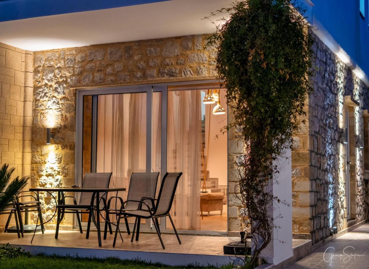 Muses Of Art Villas Afantou Bagian luar foto