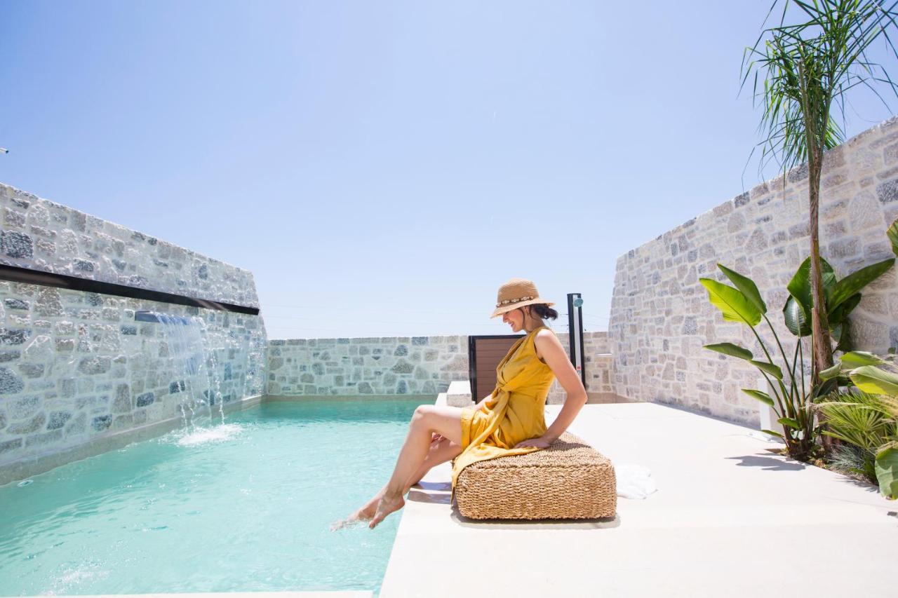 Muses Of Art Villas Afantou Bagian luar foto